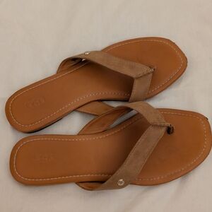 UGG Women's Tuolumne Tan Sandals - Size 8.5